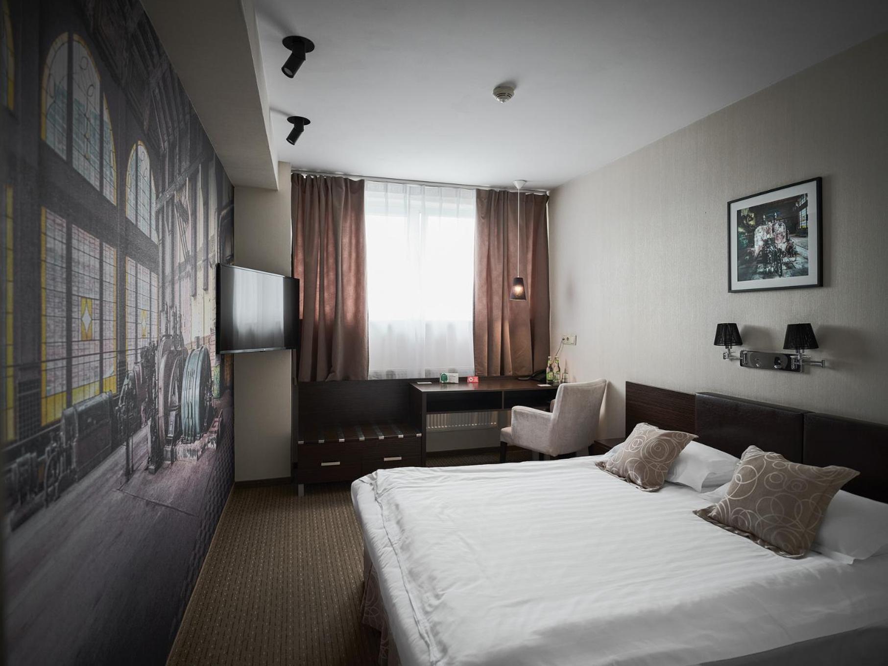 Iness Hotel Lodz  Luaran gambar