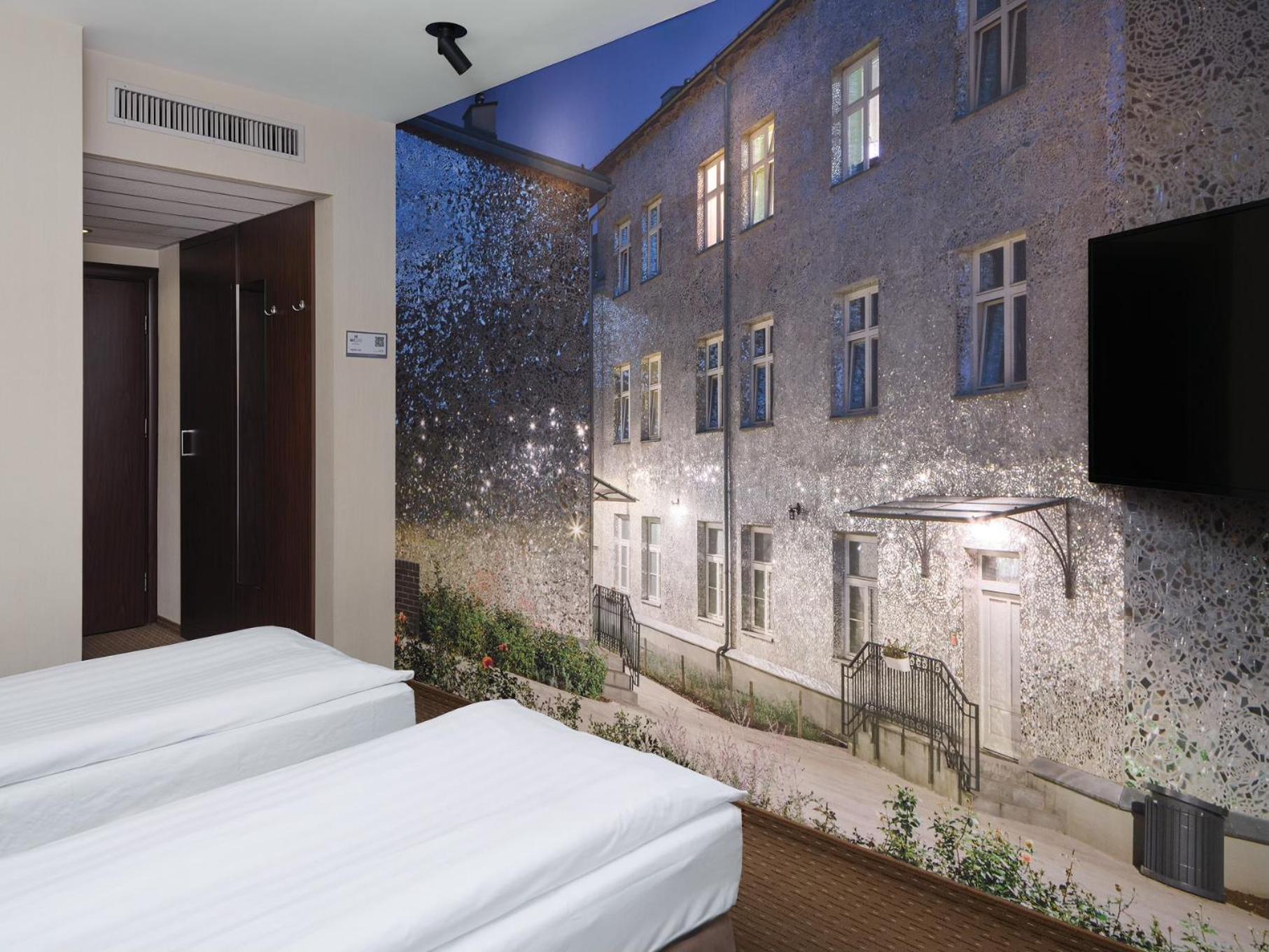 Iness Hotel Lodz  Luaran gambar