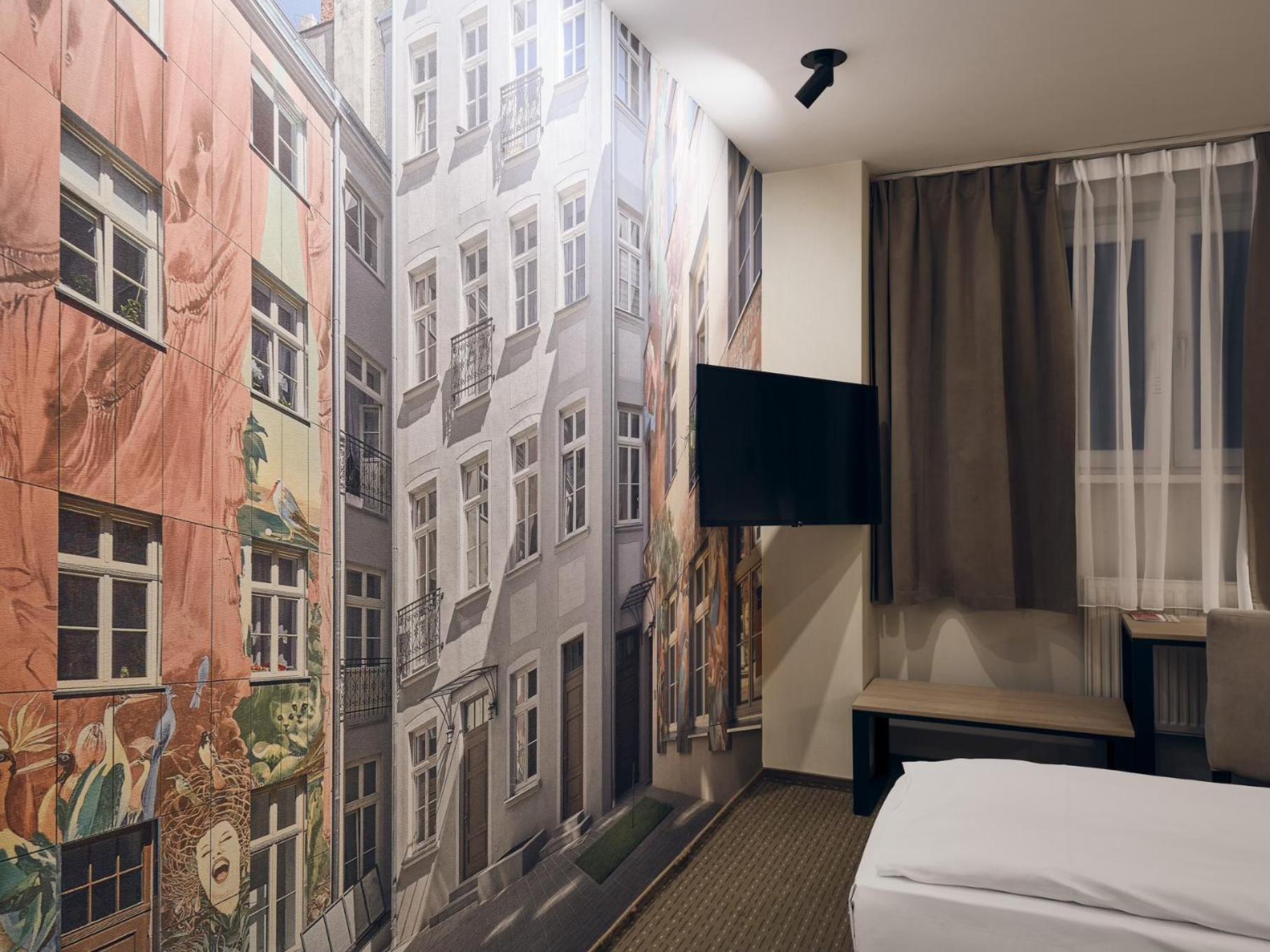 Iness Hotel Lodz  Luaran gambar